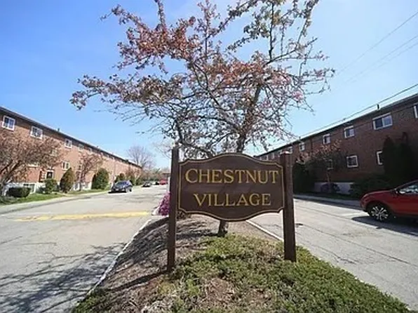 40 Bryon Rd #2, Chestnut Hill, MA 02467