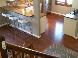 3540 Silver Lake Rd, Saint Anthony, MN 55418