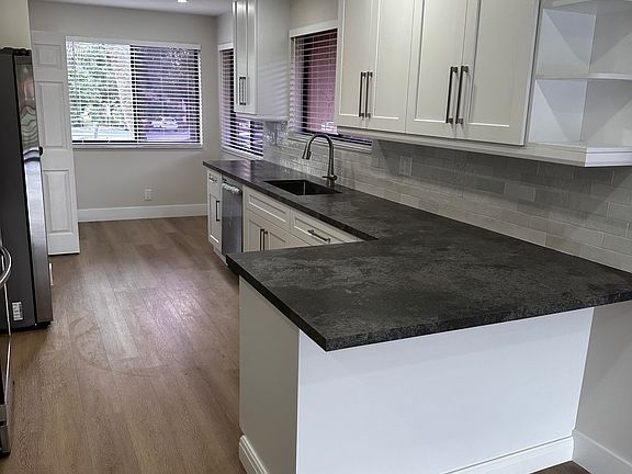 4th image of 2210 SW 92nd Ter APT 2703