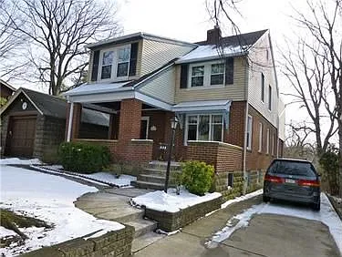 448 Locust St photo 1