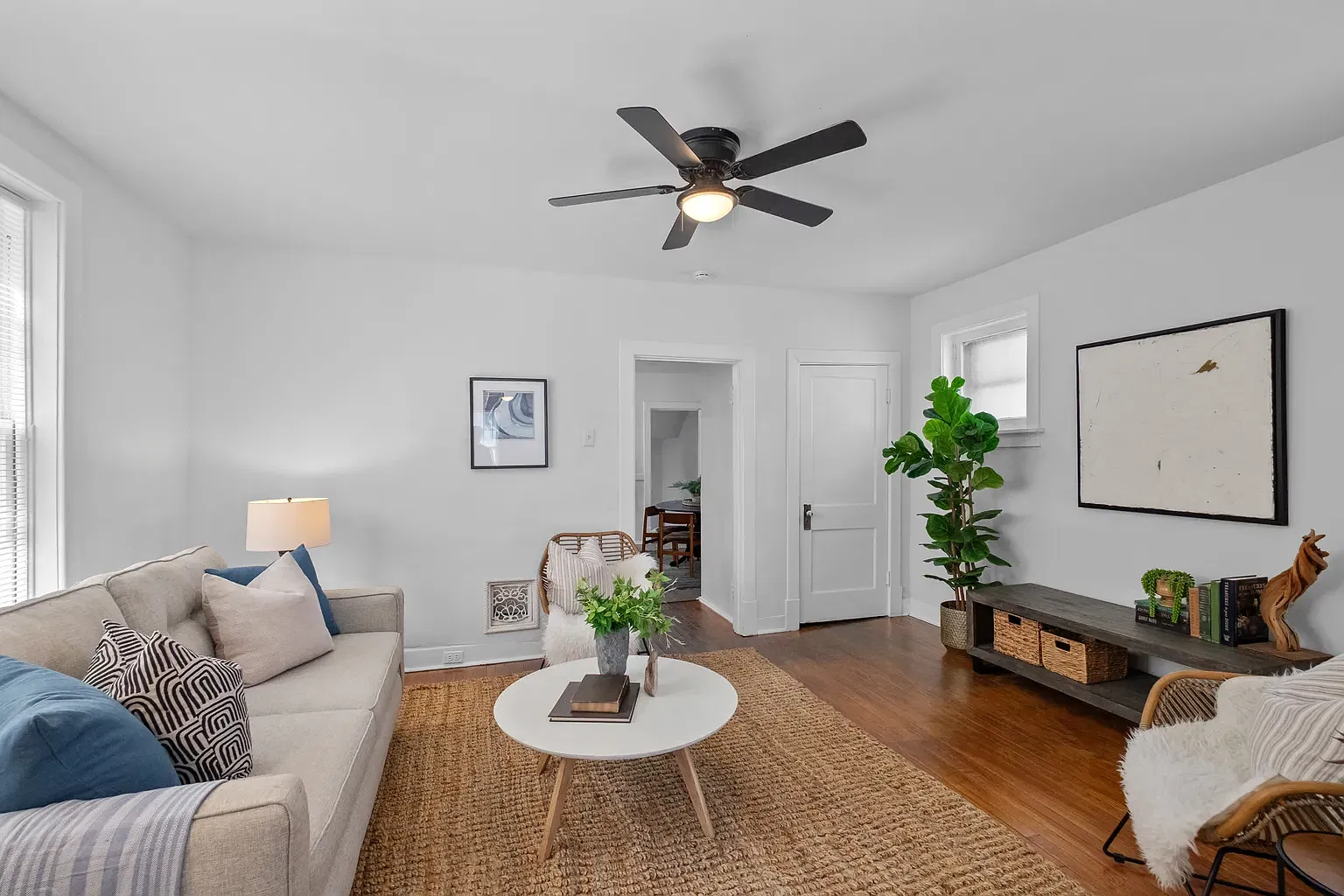 1315 Hampton Ave — Photo 4