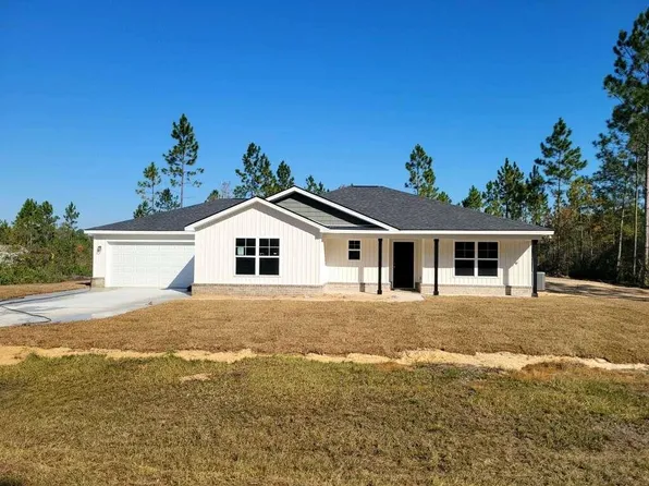 67 Sparrow Ln, Jesup, GA 31545