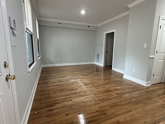 3rd image of 309 N 28th St