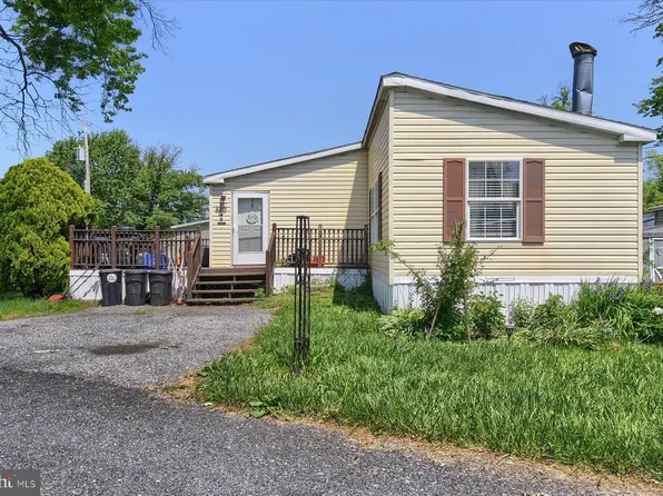 320 Caravan Ct, Middletown, PA 17057