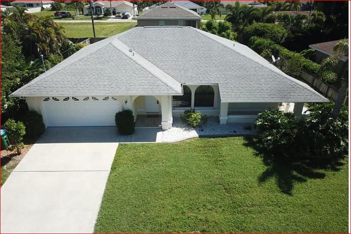 Welcome to 4415 SW 1st Place