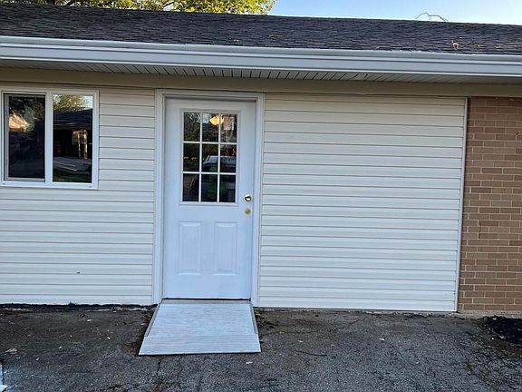 3rd image of 428 Powhatan Trl