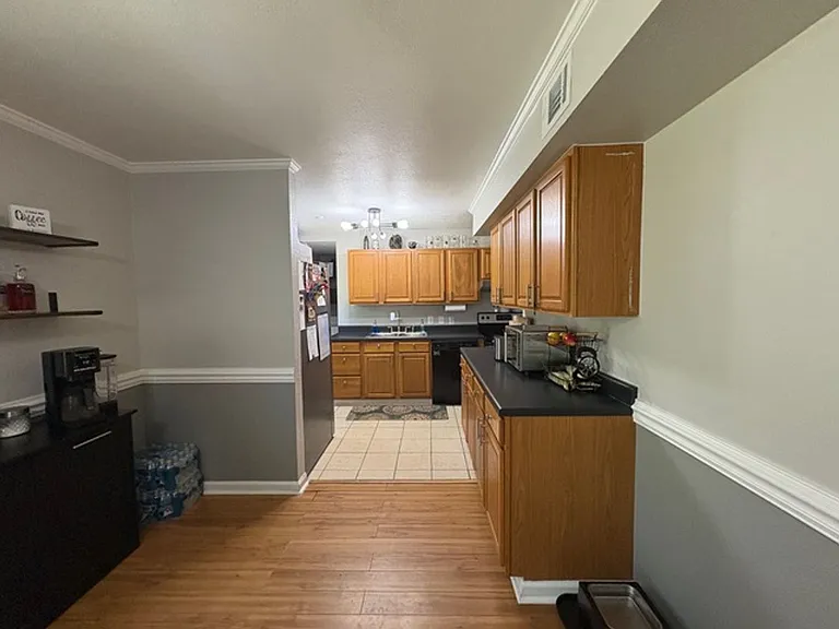 374 Lloyd St — Photo 6