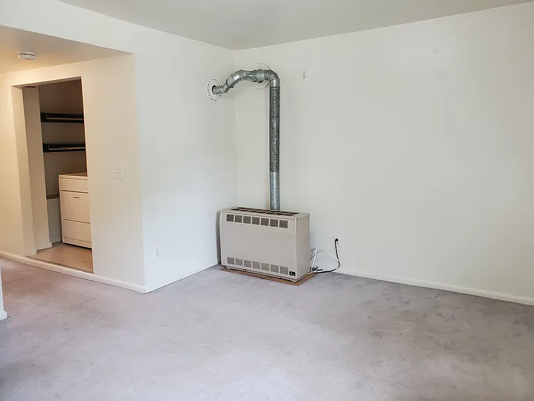 2 Allen St #2 — Photo 7