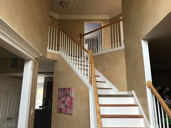 3rd image of 2 Winchester Ave