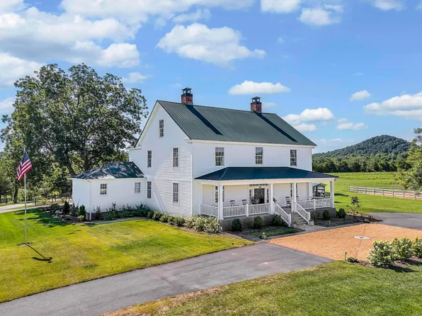 1236 Midway Rd, Pickens, SC 29671