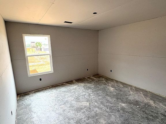 5th image of 50 Nona Ruth Ln