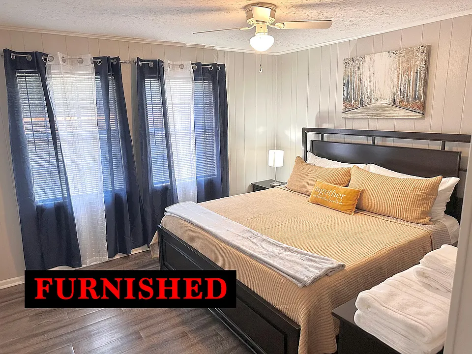 200 Catherine St #13C