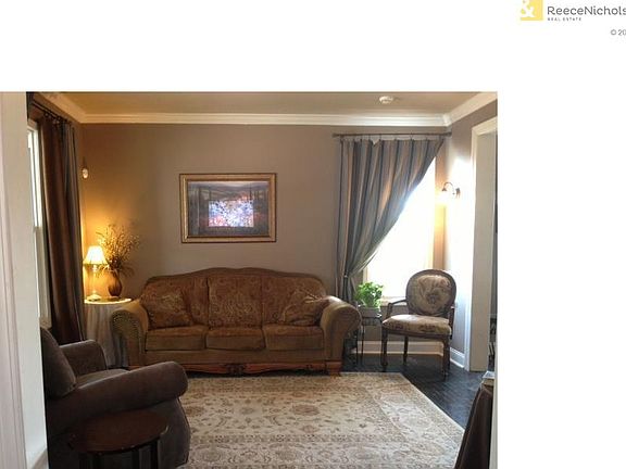 2nd image of 530 Kensington Ave