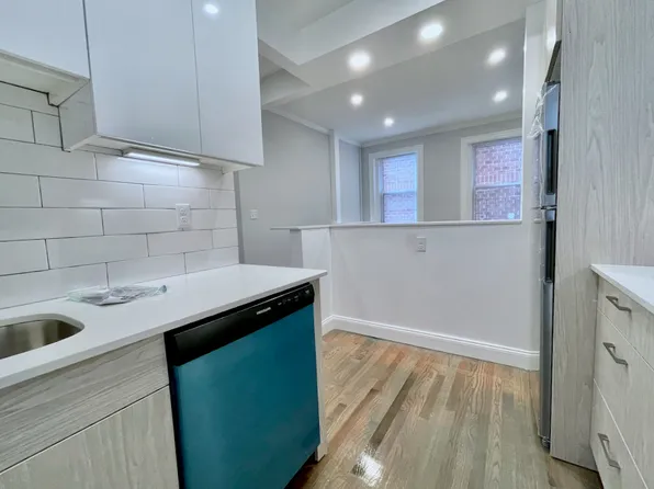 36 Queensberry St #7, Boston, MA 02215