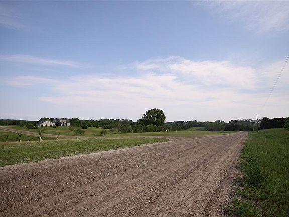 4th image of Tbb N Evergreen Valley Dr