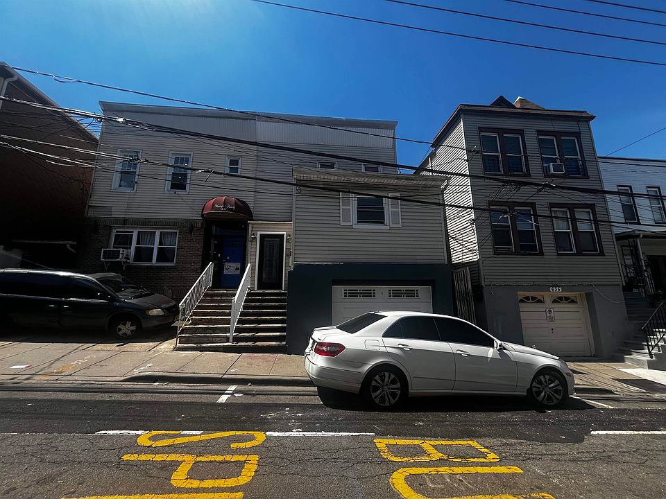 1st image of 633 37th St Floor 1