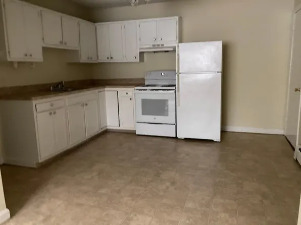 89 Plympton St, Middleboro, MA