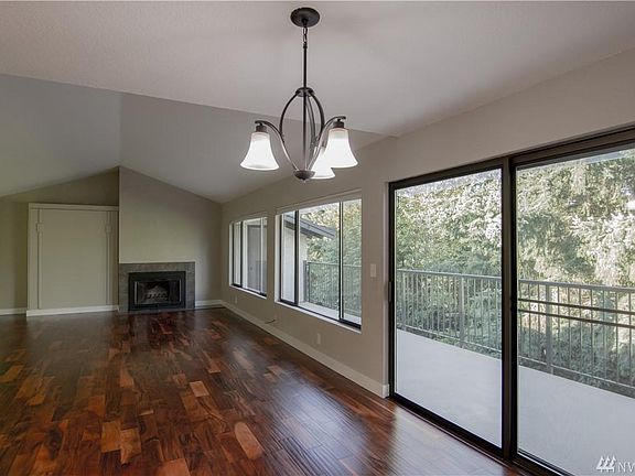 4th image of 17930 23rd Ct NE #205H