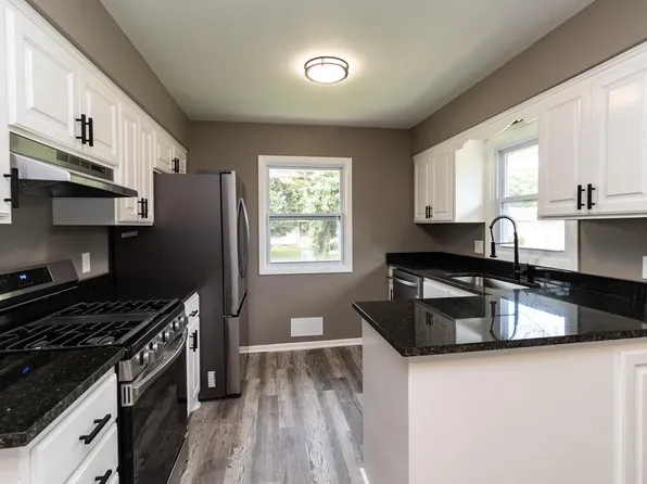 6342 Dupont Ave N, Brooklyn Center, MN 55430