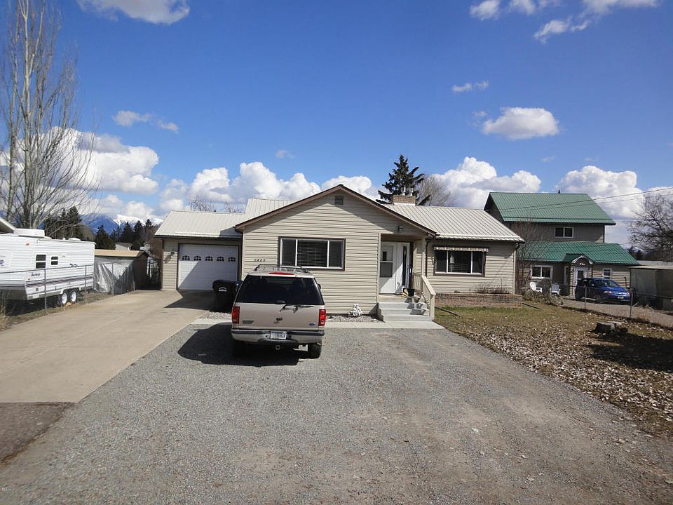 1st image of 1425 8th Ave E
