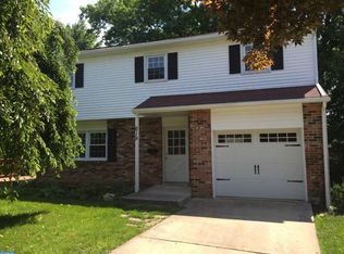 619 Governor Dr, Reading, PA 19607
