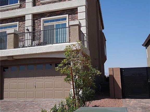 2nd image of 10195 Red Knot St