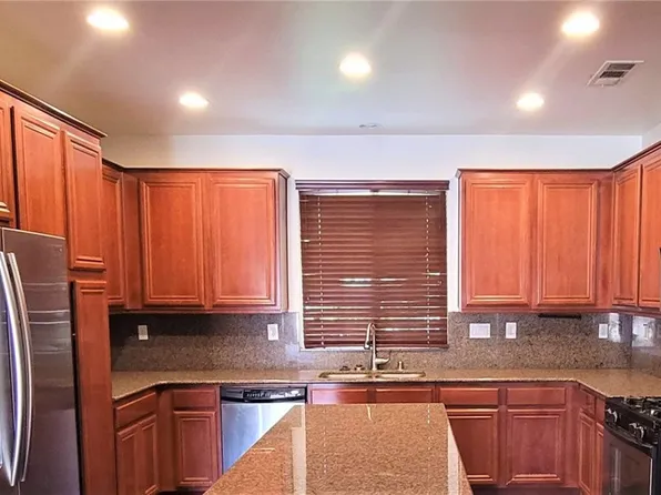 337 Jubilee Ct, Perris, CA 92571