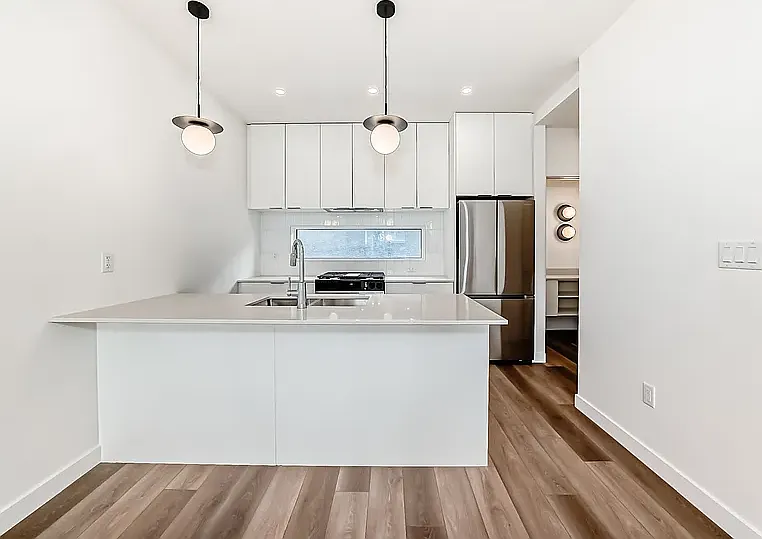 11115 51st St NW — Photo 5