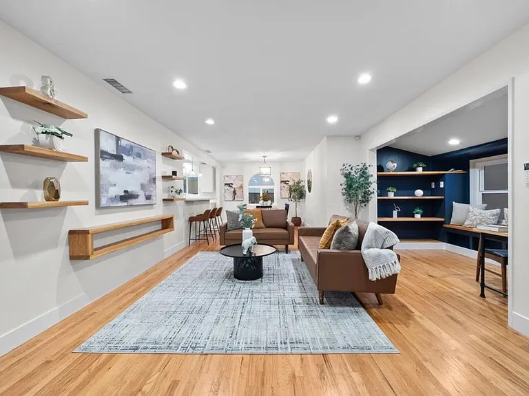 1728 Friedrick Dr — Photo 4