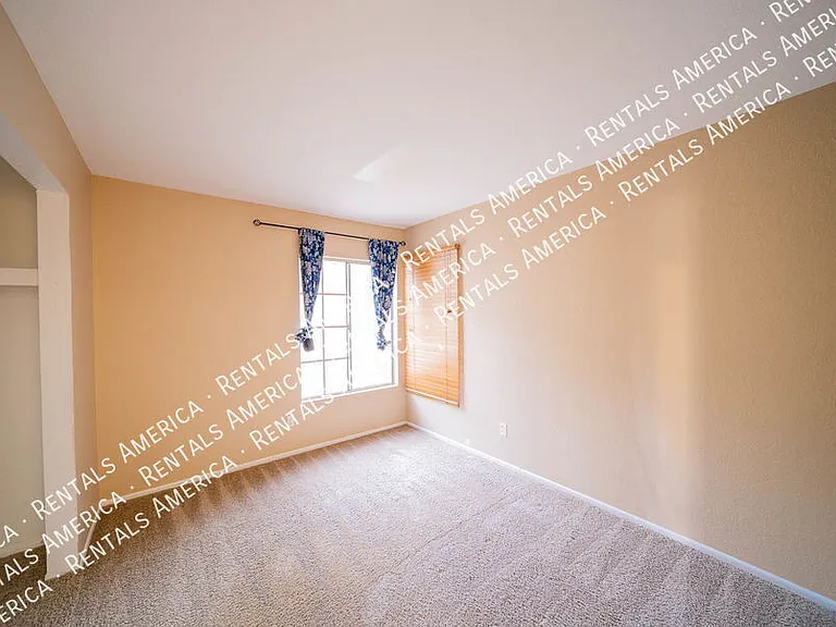 3068 W Placita De La Roseta — Photo 7