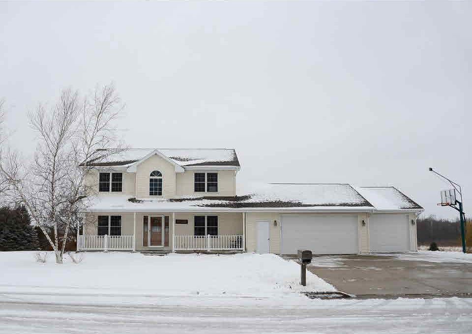 1st image of 122 Honeysuckle Dr