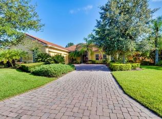 543 Viterra Ct, Poinciana, FL 34759