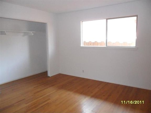 5th image of 3447 N Hulbert Ave