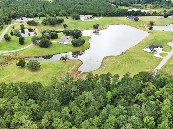 8 Stringer Rd, Wiggins, MS 39577