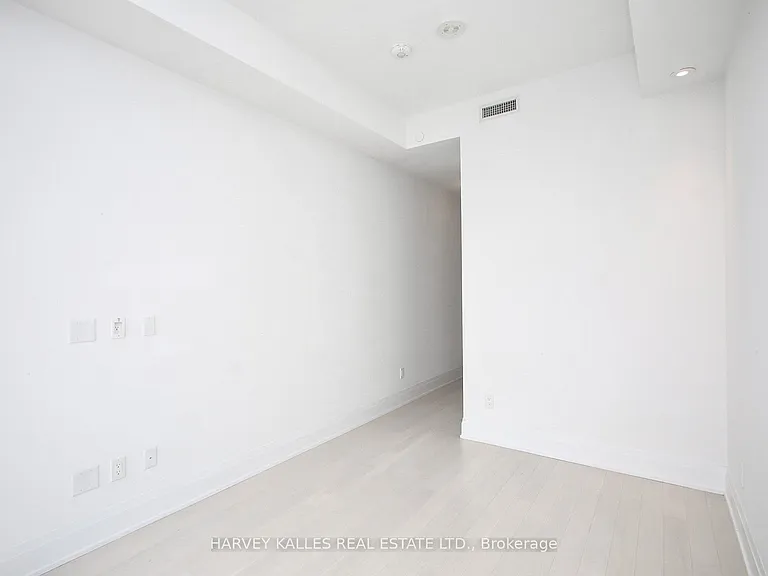470 Front St W #3405 — Photo 25