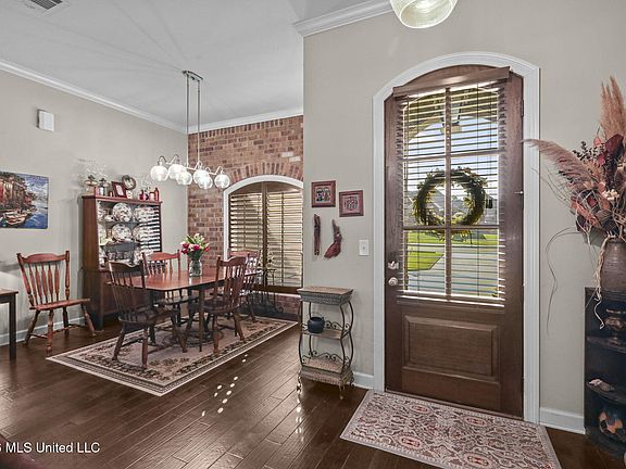 4th image of 232 Cooper Ln