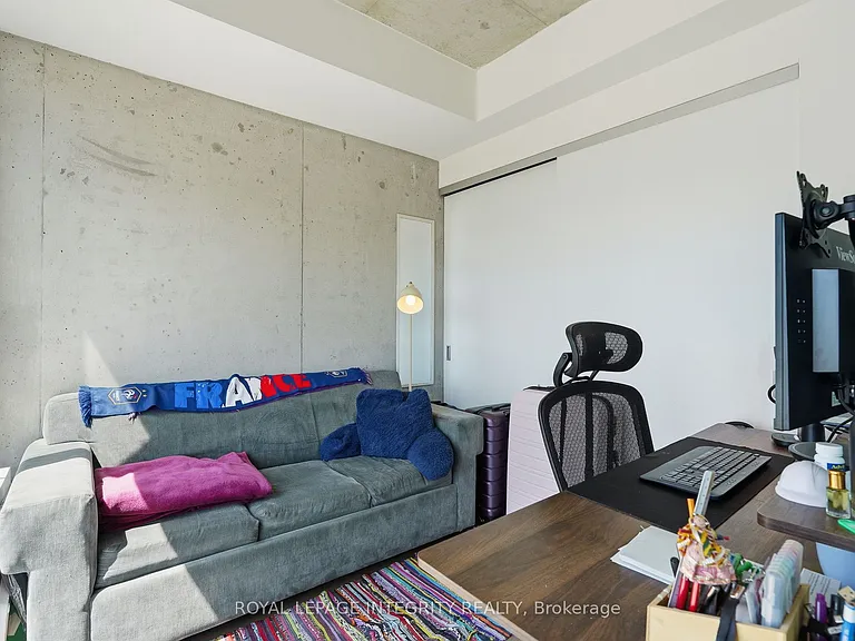 203 Catherine St #1203 — Photo 22