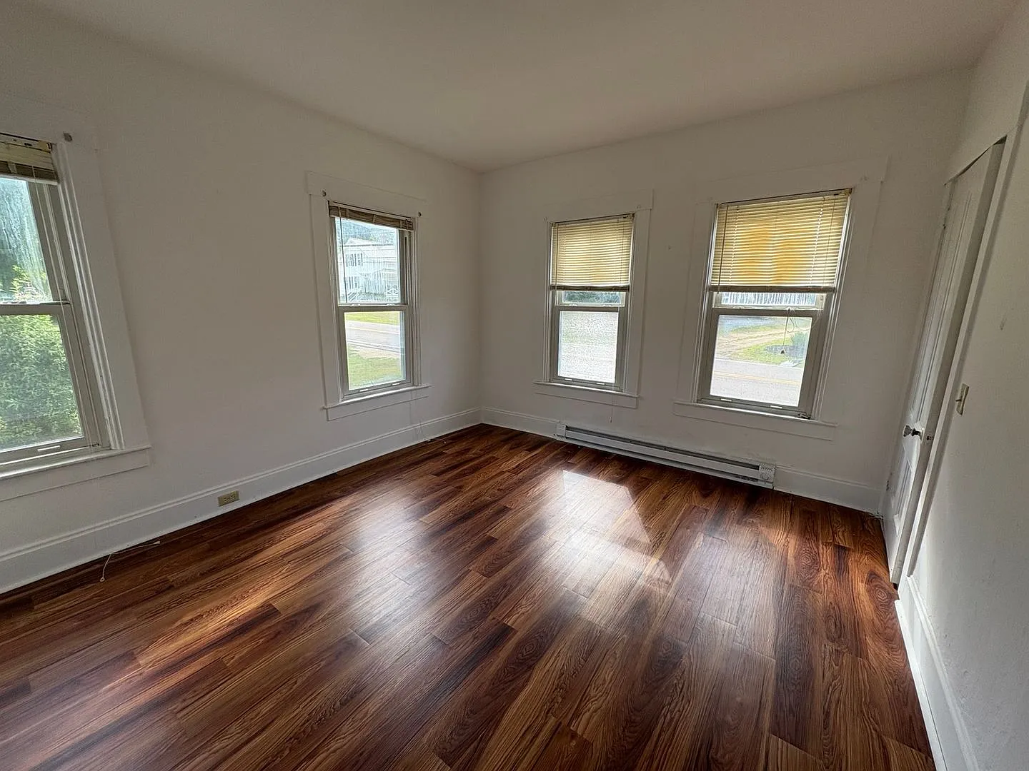 1BR Duplex in Rochester — Photo 2