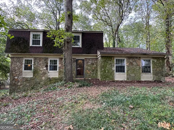 201 Hunting Creek Dr, Marietta, GA 30068