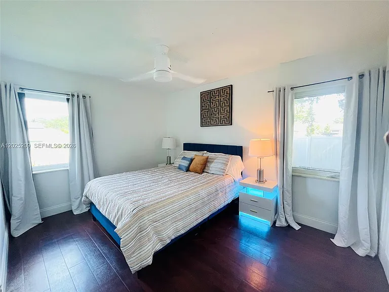 18962 SW 94th Ave — Photo 16