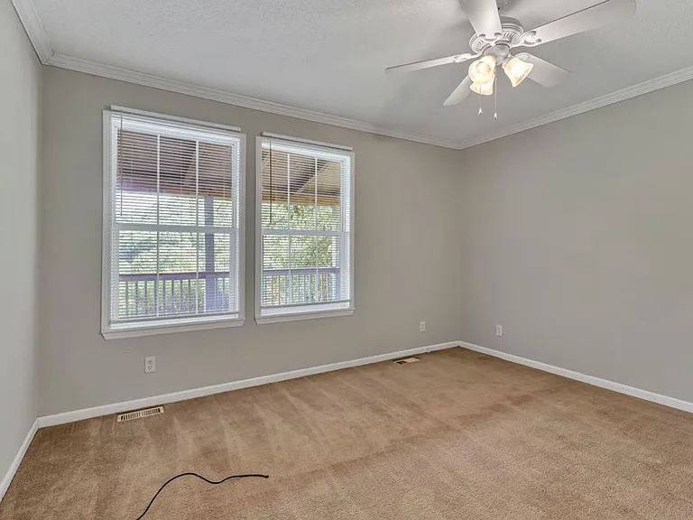 1386 Buck Mountain Rd — Photo 15