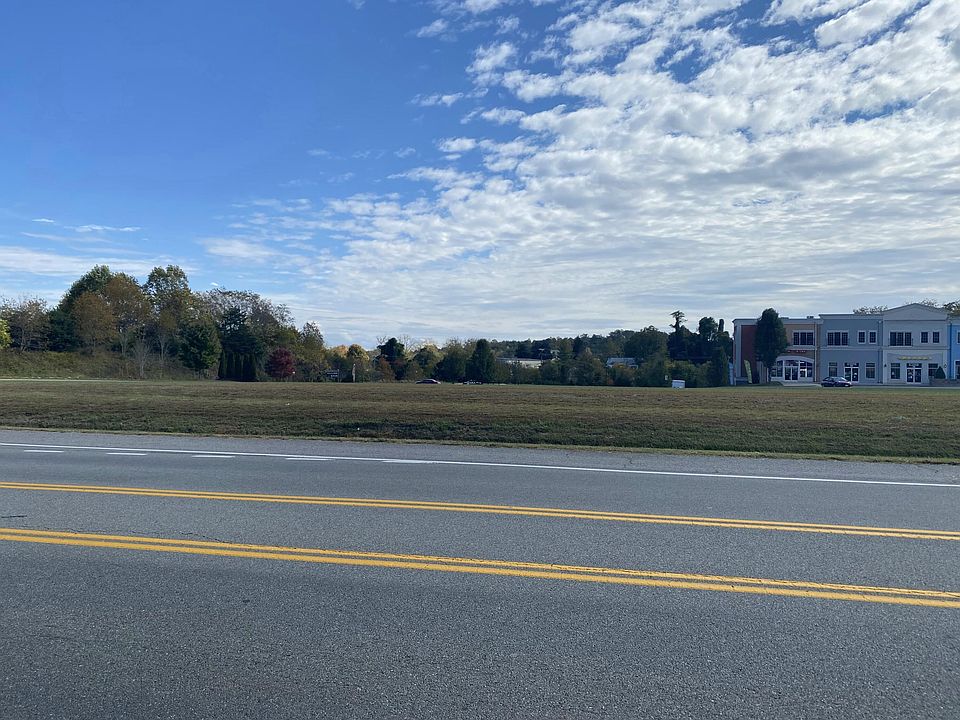 1st image of LOT 1 Celebration Ave
