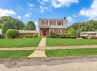 1018 Duke St, Aliquippa, PA 15001