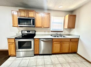 215 W South St #D, Warrensburg, MO 64093