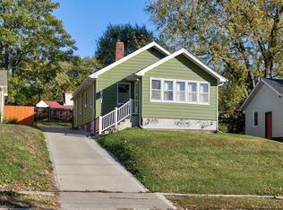 2701 Cornell St, Des Moines, IA 50313