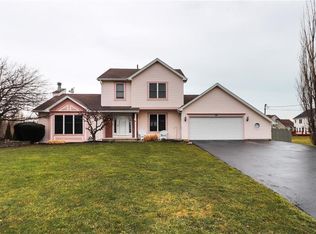 518 Janes Rd, Rochester, NY 14612