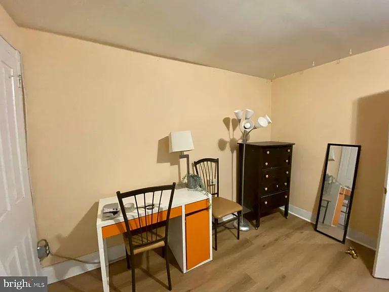 3215 Summer St — Photo 53