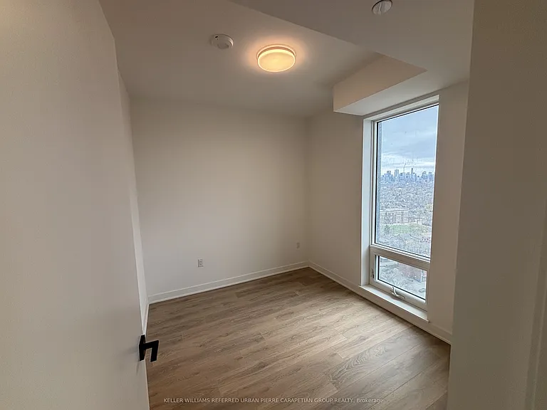 1185 Dupont St #1609 — Photo 12