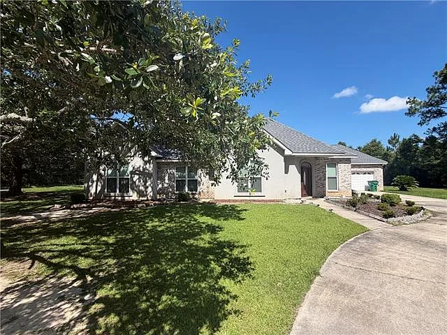 3 bed, 2.5 bath, 2510 sqft, $2,295 — Photo 3