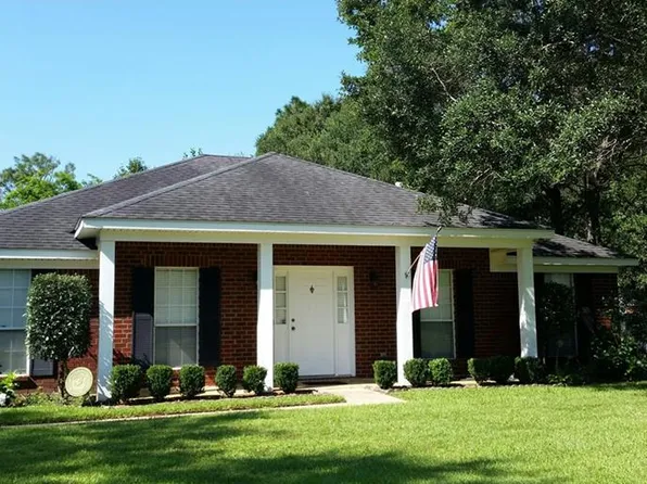 7495 Meadow Wood Dr, Mobile, AL 36619